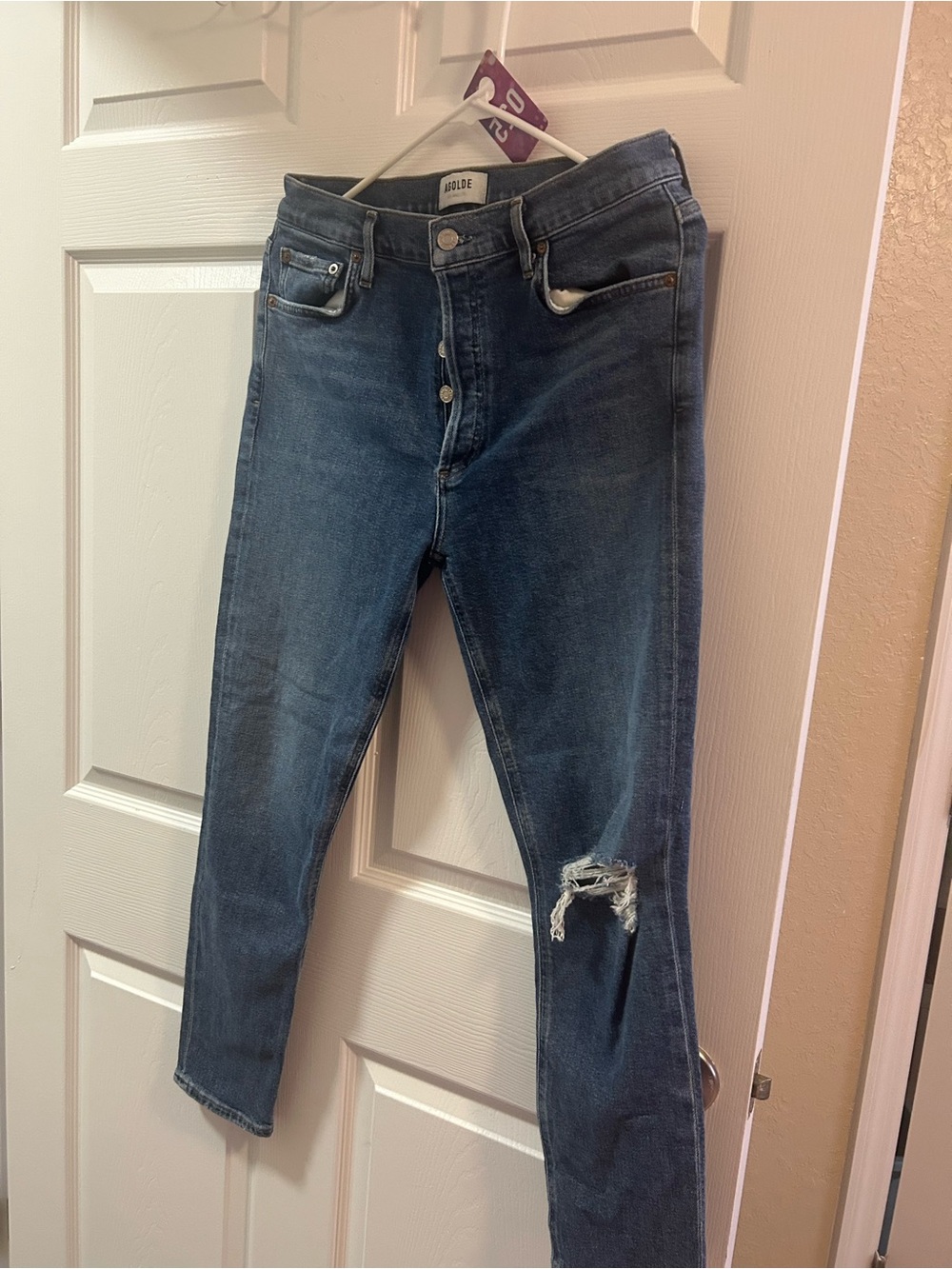 Agolde Dark Blue Skinny Jeans with Distressed Knee